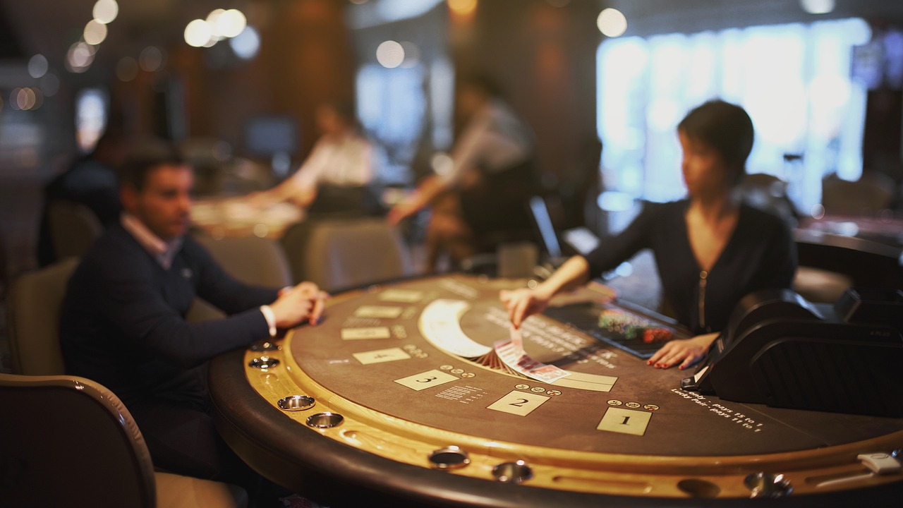 The Smart Player's Guide to Slots, Poker, and Betting